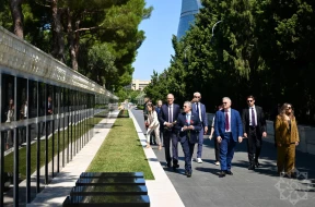İqnasio Kassis Şəhidlər xiyabanında - FOTOLAR