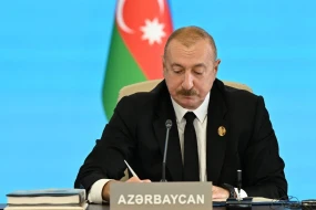 Prezident onu səfir vəzifəsindən geri çağırdı