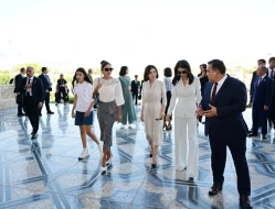 Mehriban Əliyeva Daşkənddə İslam Sivilizasiyası Mərkəzi ilə tanış olub - Fotolar