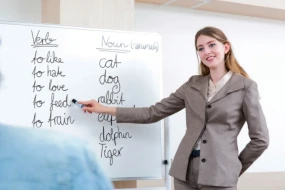 Universitetlər xarici dil müəllimliyində yerləri AZALDIR
