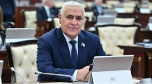\"Azərbaycan-Özbəkistan münasibətlərində yeni tarixi mərhələ başlayır\" - Vüqar Rəhimzadə