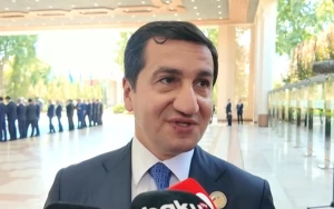“Çalışırıq ki, Azərbaycan və özbək dillərinin kombinasiyasında danışaq” - Hikmət Hacıyev