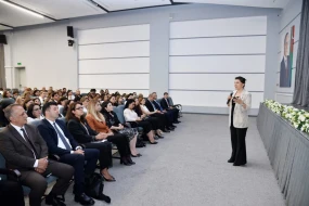 Təhsil işçiləri sentyabr konfransında bir araya gəldi - FOTOLAR