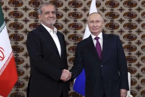 Putin Pezeşkianla müzakirə apardı