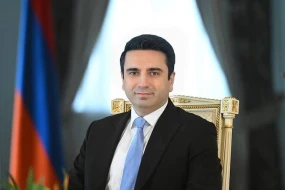 Alen Simonyan Azərbaycana gələcək&nbsp;