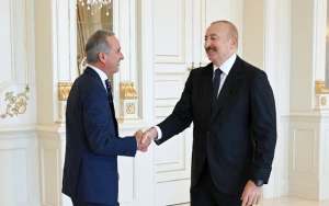 Prezident qəbul keçirdi - FOTOLAR