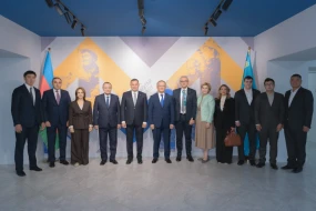 Azərbaycan və Qazaxıstan həmkarlar ittifaqları arasında “Yol xəritəsi” imzalandı - FOTOLAR