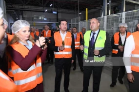 Diplomatlar “İstisu” mineral su zavoduna baş çəkdilər - FOTOLAR