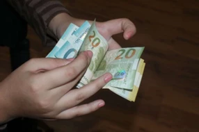 Azərbaycanda bu tələbələrə kirayə pulu verilə bilər&nbsp;