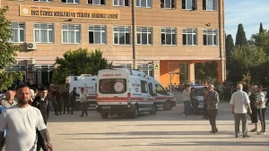 Türkiyədə məktəbdə silahlı HÜCUM - Yaralılar var 