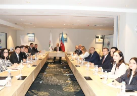 Vəkillər Kollegiyasının sədri LEGIS Mentorluq Proqramının qalibi ilə görüşdü - FOTOLAR