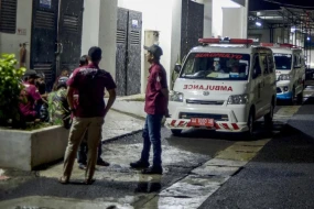 İndoneziyada yük maşını aşdı - Ölənlər var