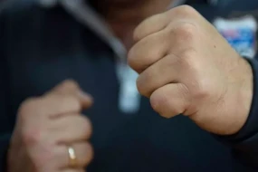 Borcunu istəyəni döyüb, qulaq pərdəsini deşdi - Masallıda DƏHŞƏT 