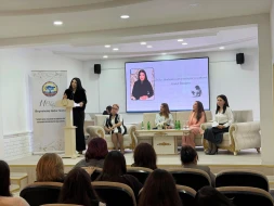 Beynəlxalq Qızlar Günü münasibətilə tədbir keçirildi - FOTOLAR