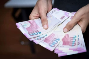 Azərbaycanda ən yüksək maaşı kimlər alır?