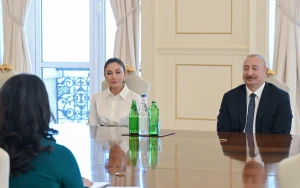 Prezident və xanımı onlarla görüşdü - FOTOLAR