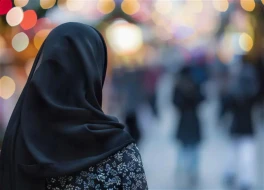 Baş örtüyü məsələsi ideologiyalar mübarizəsinin girovluğunda