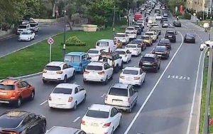 15 yolda tıxac var - SİYAHI