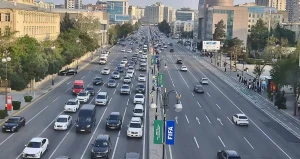 Bakının bəzi yollarında sıxlıq var - SİYAHI