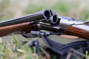 Xocalıdan tapdığı silahla anasını güllələdi&nbsp;