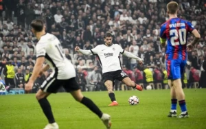 “Beşiktaş”ın müdafiəçisi sıradan çıxdı