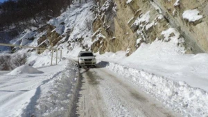 Bu ərazilərə qar yağdı 