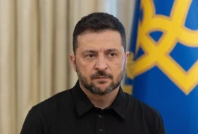 Zelenski səfərbərlik və hərbi vəziyyətin müddətini uzatdı