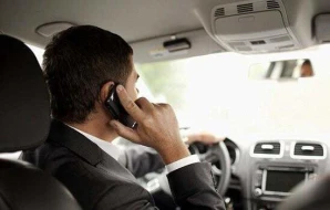 Sükan arxasında telefon işlədənlərlə bağlı YENİ QAYDA