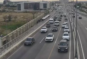 Bəzi yollarda sıxlıq var - SİYAHI