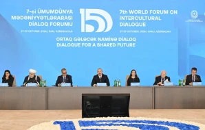 Prezident Bakıda Forumda - YENİLƏNDİ (VİDEO/FOTOLAR)