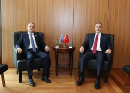Azərbaycan və Türkiyə XİN başçılarının təkbətək görüşü keçirildi