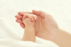 Bakıda 2 yaşlı uşaq pilləkəndən yıxılaraq öldü&nbsp;